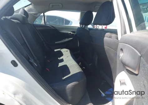 2013 Toyota Corolla S z USA, uszkodzony, nr VIN 5YFBU4EE4DP163478